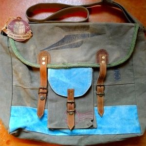 The Barrel Shack "Stewart" bag